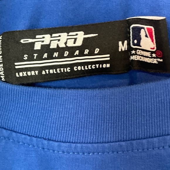 MLB Royal Blue Texas Rangers Crop Top with Team Emblem - Picture 3 of 7